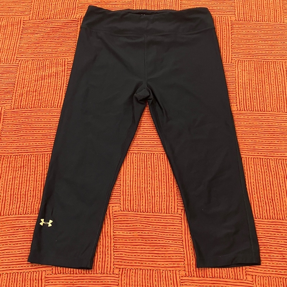 Under Armour wm’s small capri compression heat gear Leggings dark blue